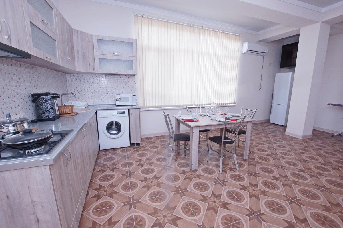 Guest House Belyi Lebed Сухум Экстерьер фото